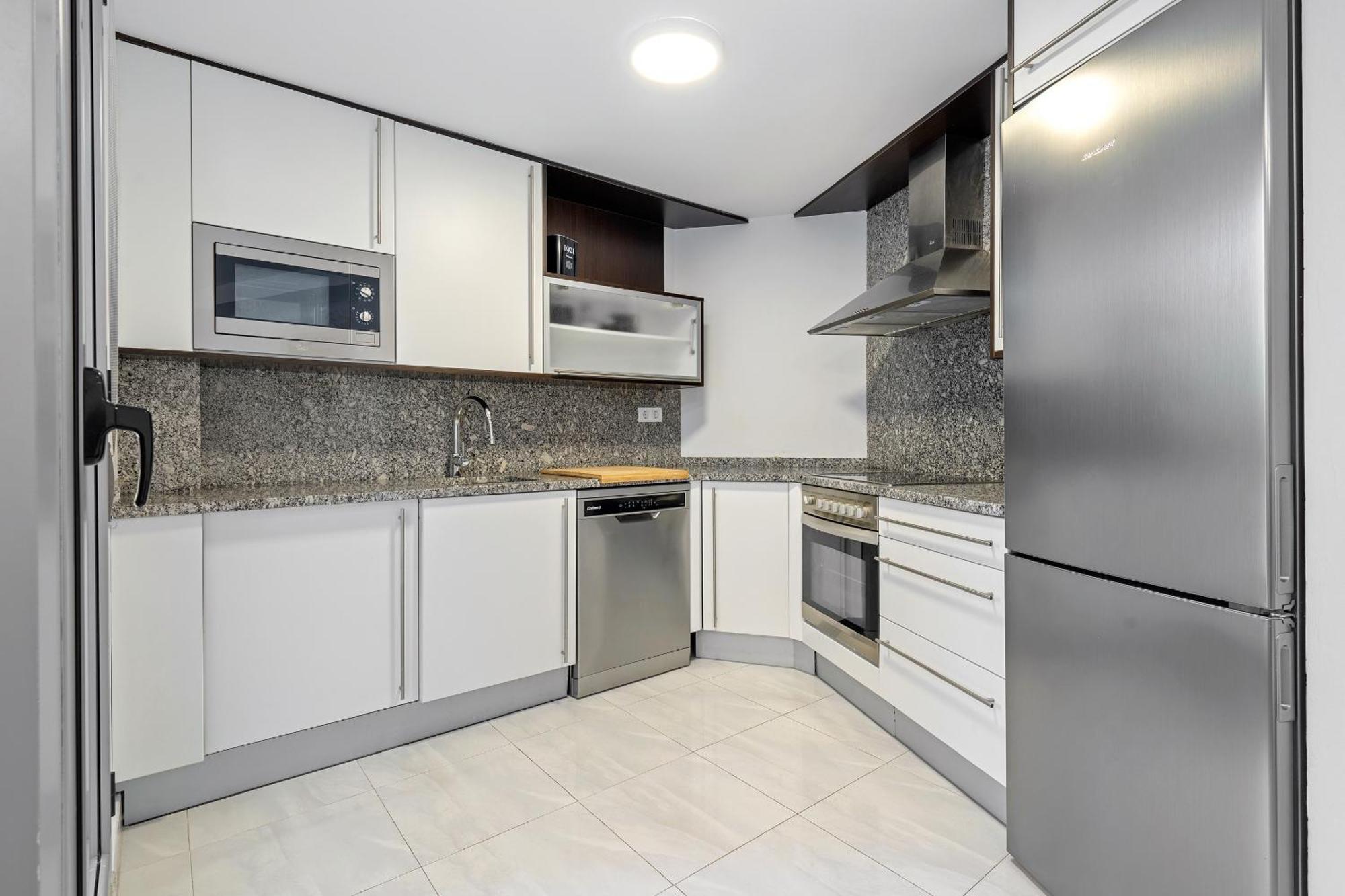 Hauzify I Apartament Mestral Cambrils Exterior foto