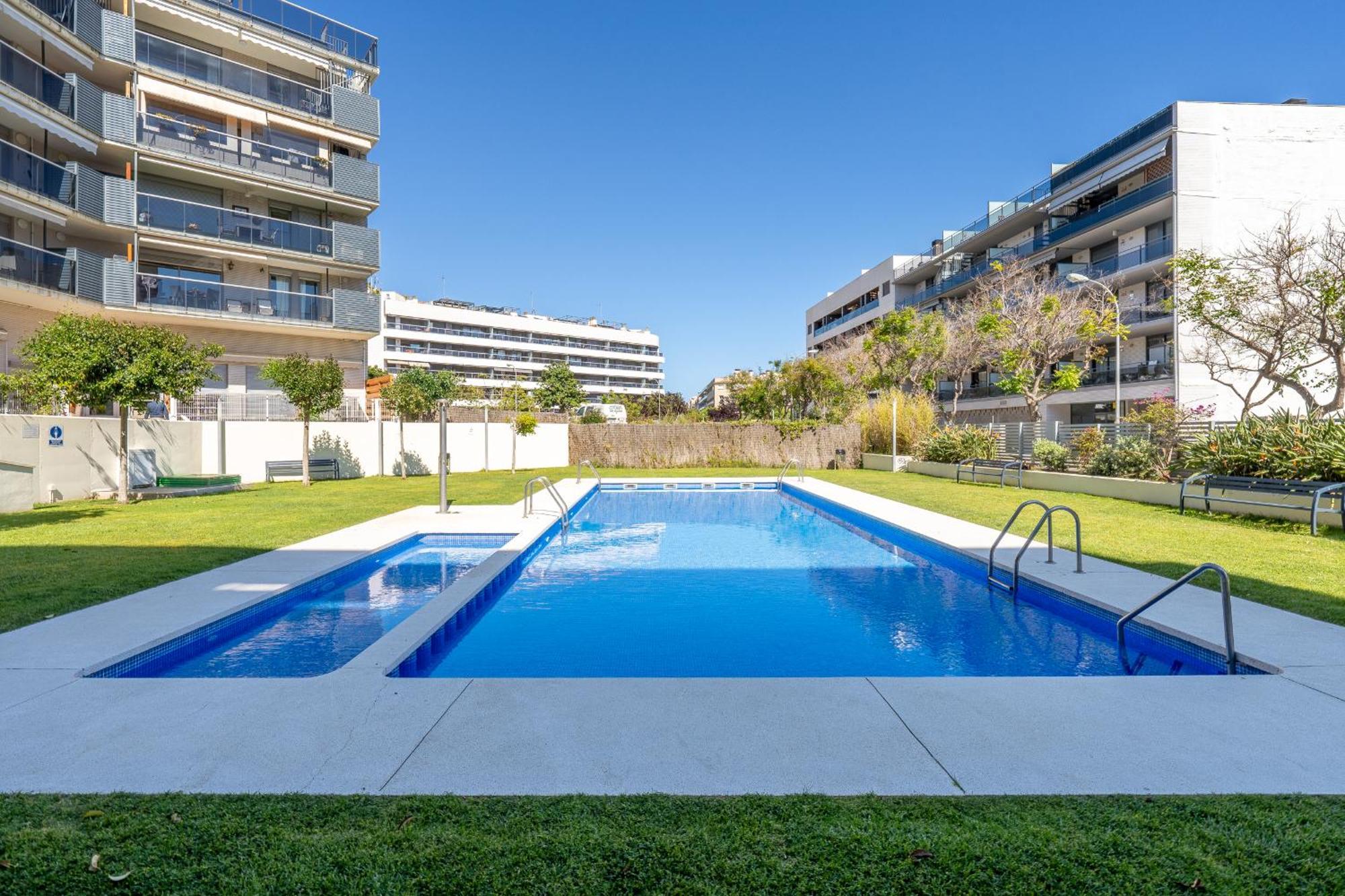 Hauzify I Apartament Mestral Cambrils Exterior foto